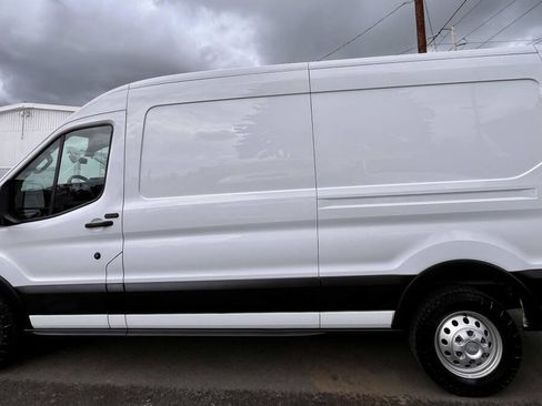 Used 2023 Ford Transit 250 Medium Roof AWD image 5