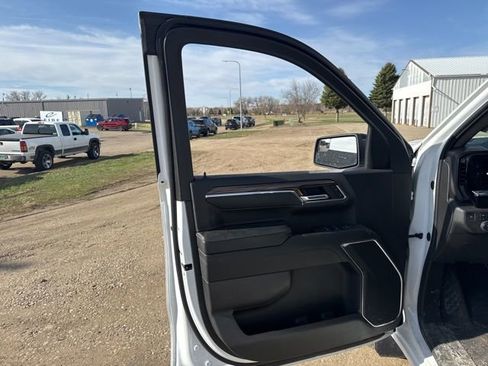 Used 2024 Chevrolet Silverado 1500 RST image 11