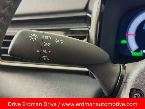 Used 2025 Toyota Camry XSE image 15