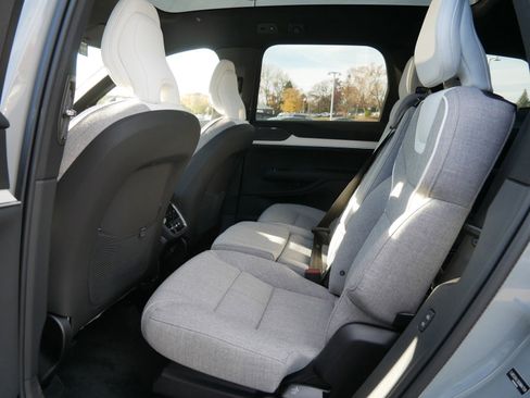 New 2025 Volvo EX90 Ultra image 6