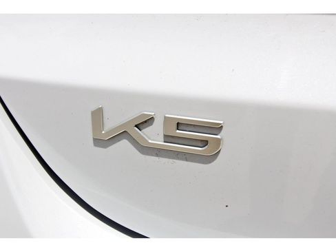 Used 2023 Kia K5 LXS FWD image 8
