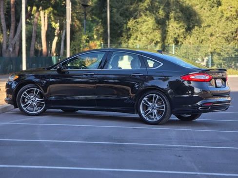 Used 2014 Ford Fusion Titanium FWD image 16