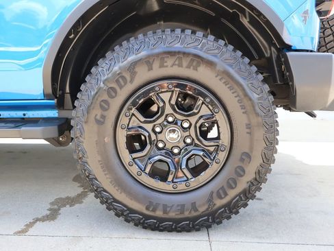 Used 2023 Ford Bronco Wildtrak AWD/4WD image 40