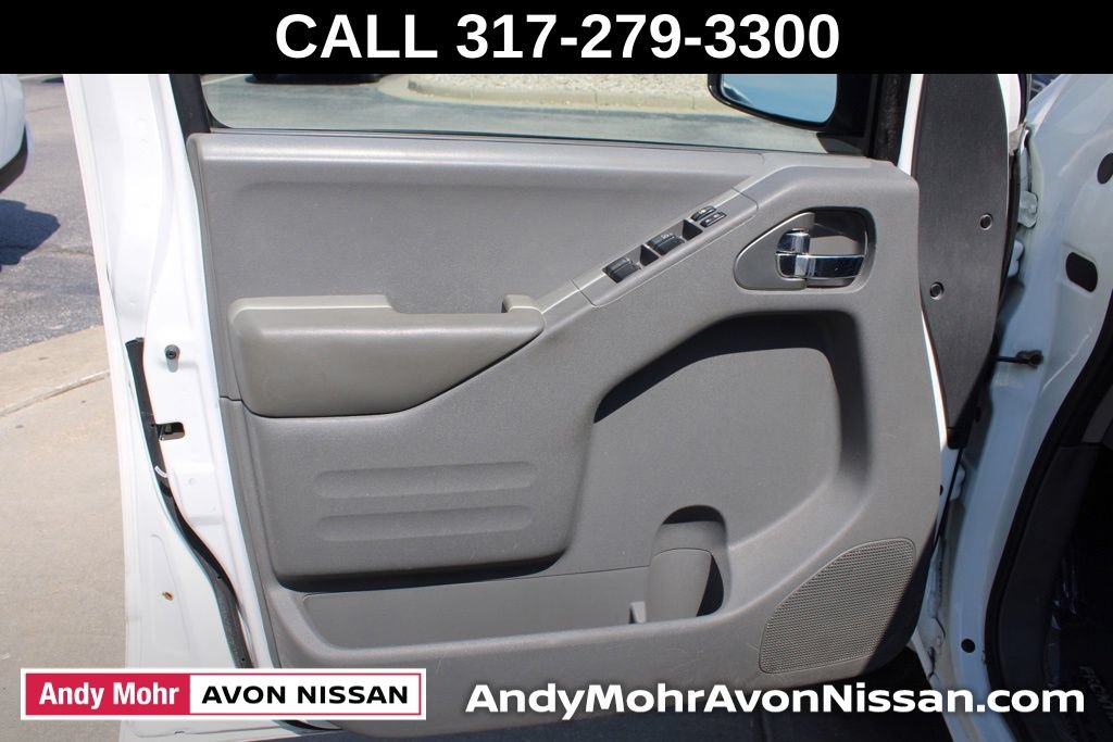 Used 2018 Nissan Frontier SV AWD/4WD image 15