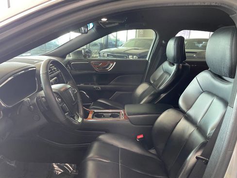 Used 2020 Lincoln Continental Standard 4dr Sedan image 14