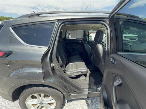 Used 2018 Ford Escape SEL AWD/4WD image 22