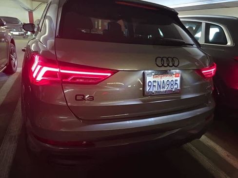 Used 2023 Audi Q3 2.0T Premium w/ Black Optic Sport Package image 4