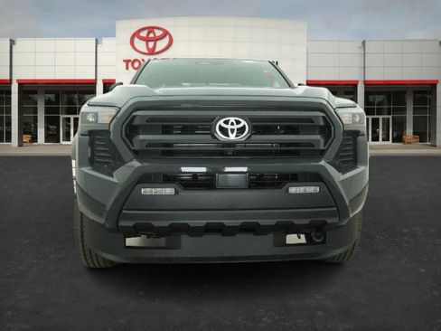 New 2026 Toyota Tacoma SR5 image 3