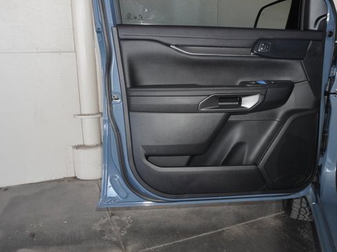 New 2025 Ford Ranger Lariat w/ Black Appearance Package image 36