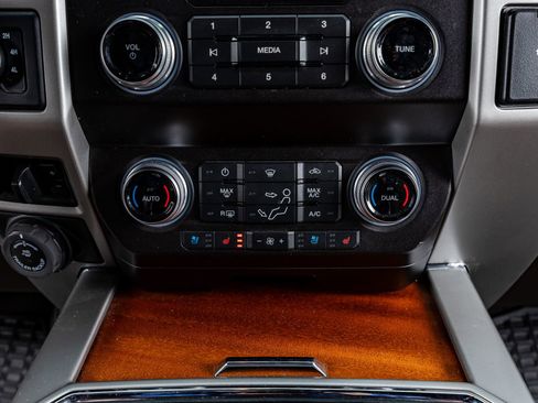 Used 2020 Ford F250 King Ranch w/ King Ranch Ultimate Package image 25