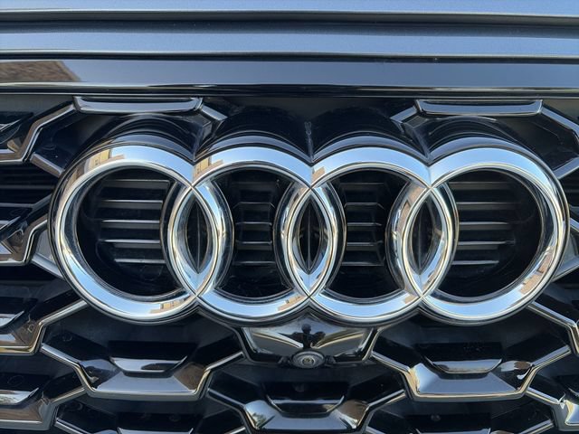 Used 2023 Audi Q5 2.0T Premium Plus AWD/4WD image 32