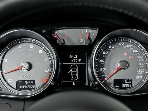 Used 2011 Audi R8 V8 AWD/4WD image 20