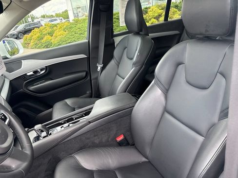 Certified 2023 Volvo XC90 B5 Core w/ Climate Package AWD/4WD image 18