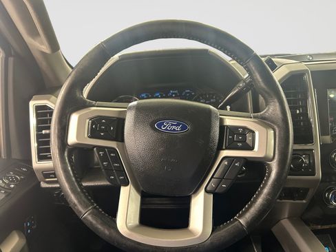 Used 2019 Ford F250 Lariat w/ Lariat Ultimate Package AWD/4WD image 13