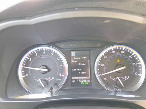 Used 2018 Toyota Highlander Limited Platinum image 19