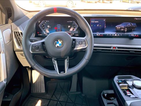Used 2025 BMW iX M60 image 6
