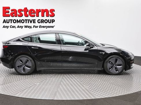 Used 2018 Tesla Model 3 Long Range image 4