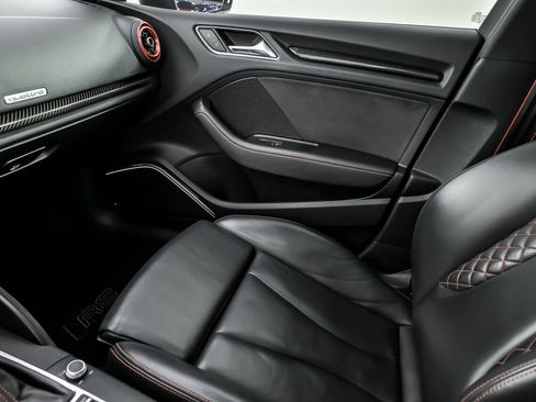 Used 2018 Audi RS 3 image 39