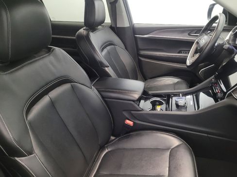 Used 2021 Jeep Grand Cherokee L Limited image 21