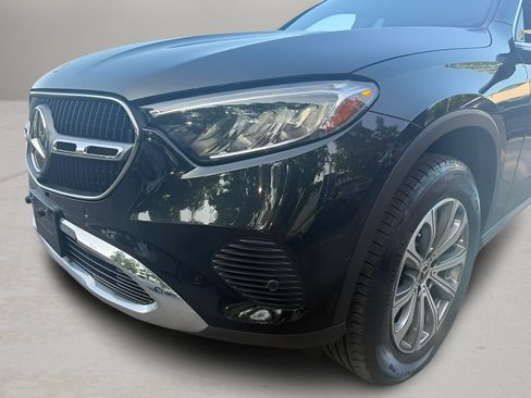 Used 2024 Mercedes-Benz GLC 300 4MATIC image 21