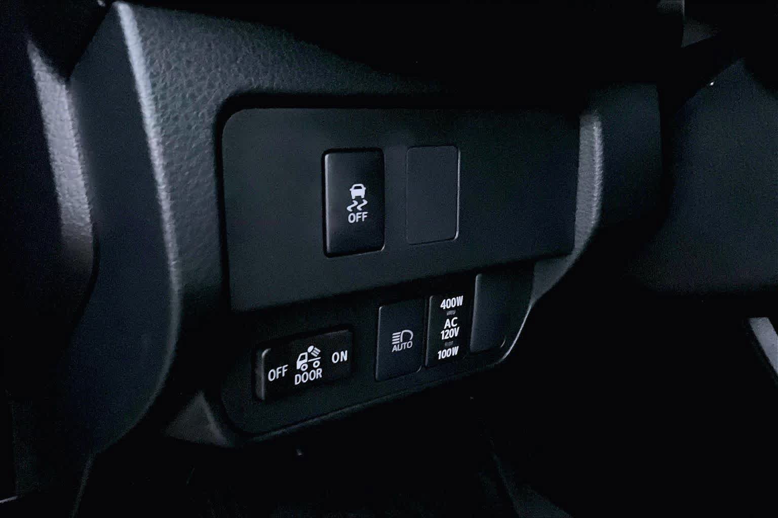 Certified 2023 Toyota Tacoma TRD Sport w/ Technology Package AWD/4WD image 31