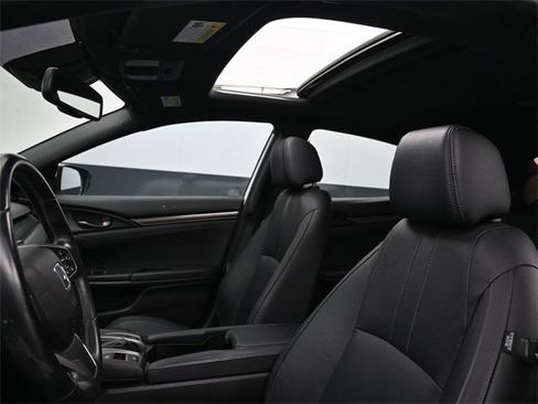 Used 2018 Honda Civic Sport Touring image 32