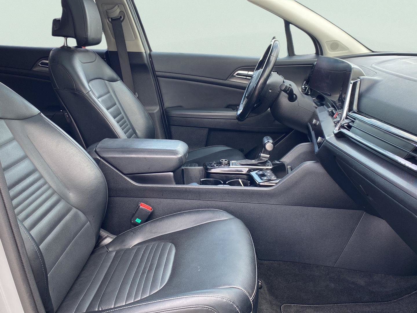 Used 2023 Kia Sportage SX FWD image 27