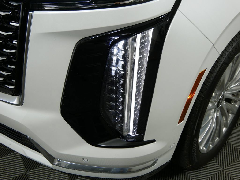 Used 2025 Cadillac Escalade Premium Luxury w/ Touring Package AWD/4WD image 10
