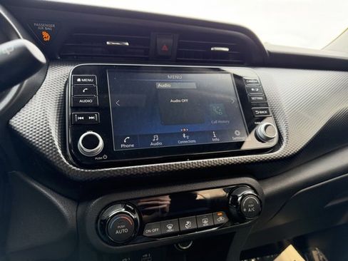 Used 2021 Nissan Kicks SV image 20