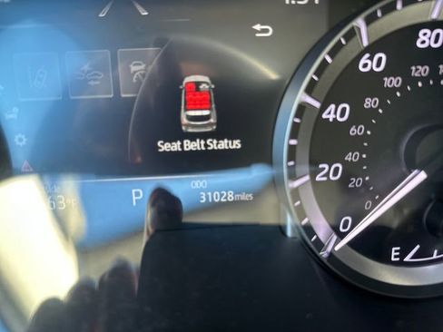 Used 2023 Toyota Highlander LE image 22