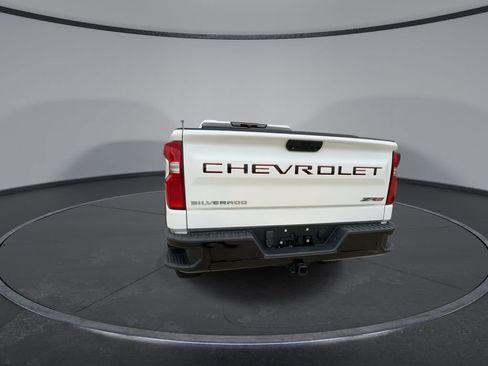 Used 2022 Chevrolet Silverado 1500 ZR2 image 7