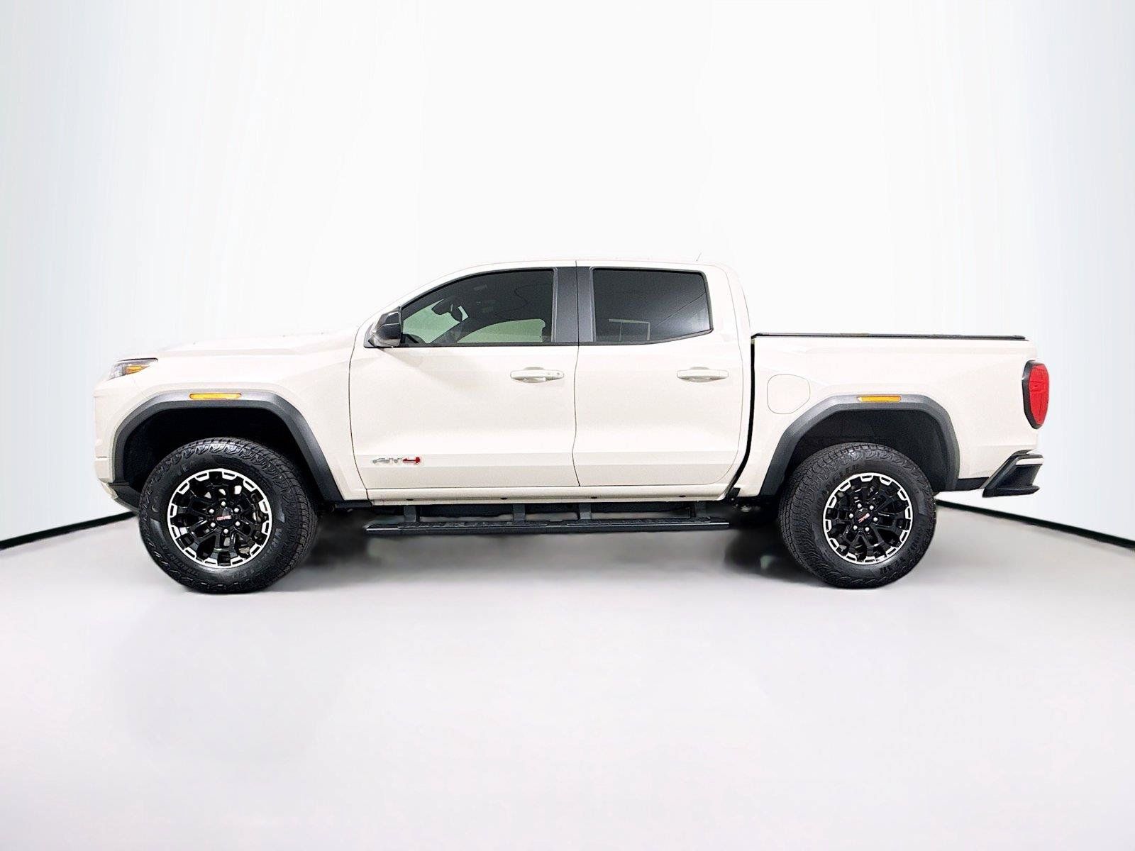 Used 2026 GMC Canyon AT4 AWD/4WD image 27