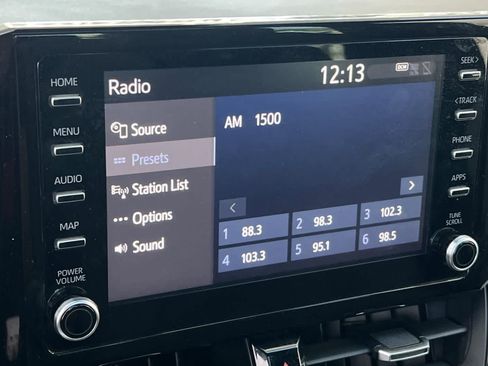 Used 2020 Toyota Corolla SE w/ SE Premium Package FWD image 19
