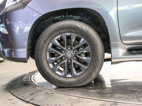 Used 2021 Lexus GX 460 Premium w/ Premium Package AWD/4WD image 9