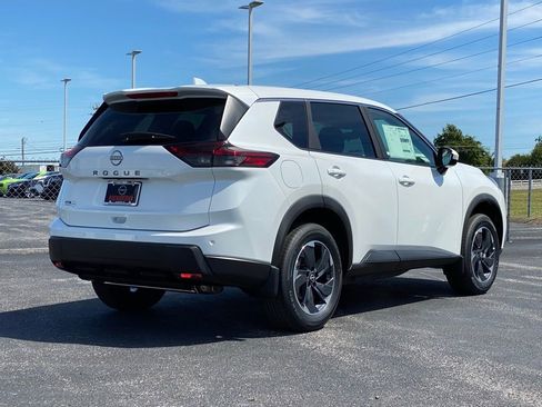 New 2026 Nissan Rogue SV image 4