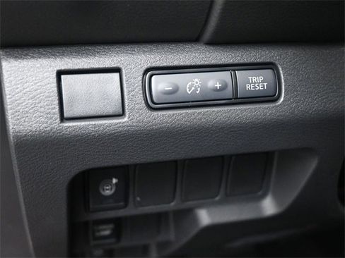 New 2026 Nissan Frontier SV w/ Tow Package image 33