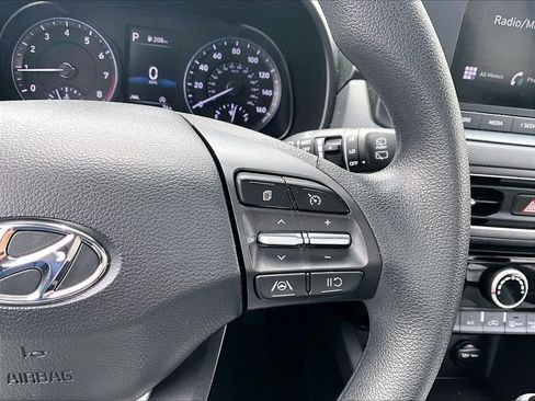 Used 2023 Hyundai Kona SEL AWD/4WD image 23