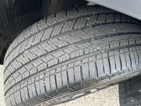 Certified 2024 Volkswagen Atlas SEL Premium R-Line AWD/4WD image 43