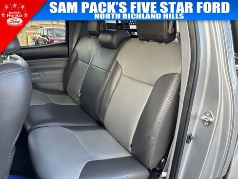 Used 2014 Toyota Tacoma PreRunner image 29