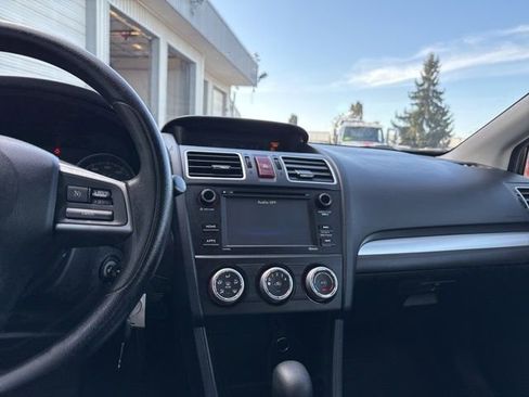 Used 2016 Subaru Impreza 2.0i image 18