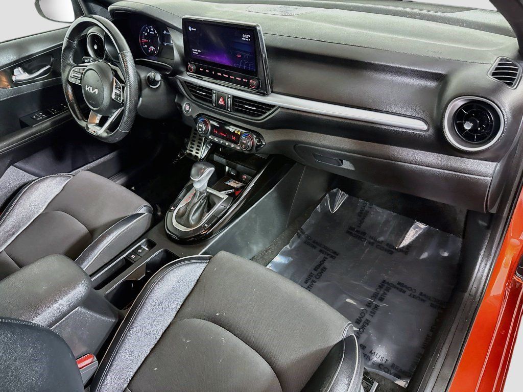 Used 2022 Kia Forte GT-Line w/ GT-Line Technology Package FWD image 29