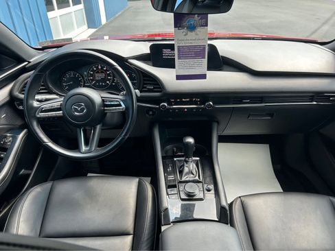 Used 2020 MAZDA MAZDA3 Preferred Package image 9
