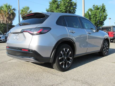 Used 2026 Honda HR-V EX-L image 7