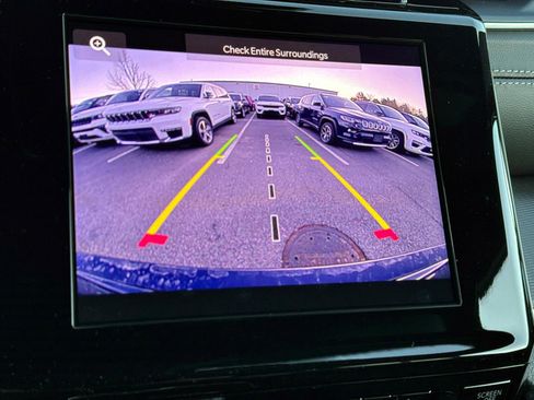 New 2025 Jeep Grand Cherokee 4WD image 14