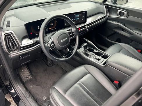 Used 2024 Kia Sorento S AWD/4WD image 13