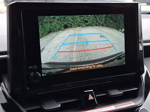 Used 2026 Toyota Corolla SE FWD image 18