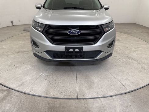 Used 2018 Ford Edge Sport w/ Technology Package AWD/4WD image 12