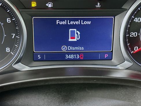 Used 2019 GMC Terrain SLT w/ Preferred Package image 12