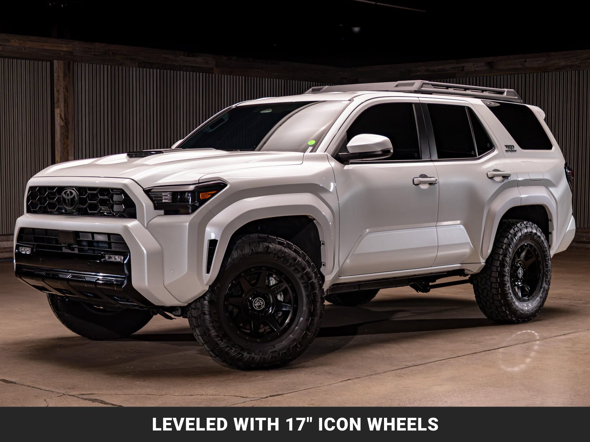 Used 2025 Toyota 4Runner TRD Sport AWD/4WD image 4