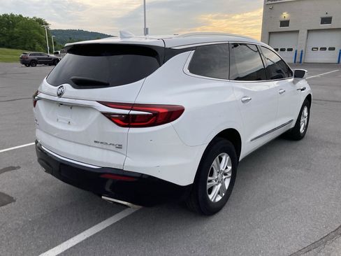 Used 2018 Buick Enclave Essence AWD/4WD image 7